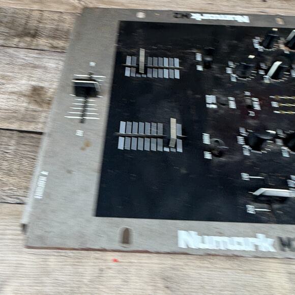 Numark M2 2 Channel Scratch Mixer DJ As Is - Picture 5 of 16